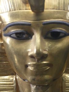 Picture of a pharaoh's death mask